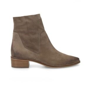 Tan leather booties.  US sizes. Beautiful leather Boots. New